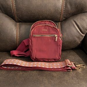 Kedzie crossbody/slingbag with extra guitar strap.